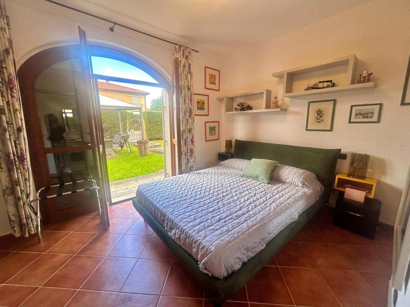 Casa Paola Nel Chianti Bed & Breakfast Кастелнуово Берарденга Стая снимка