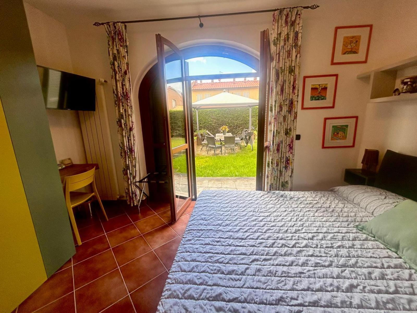 Casa Paola Nel Chianti Bed & Breakfast Кастелнуово Берарденга Стая снимка