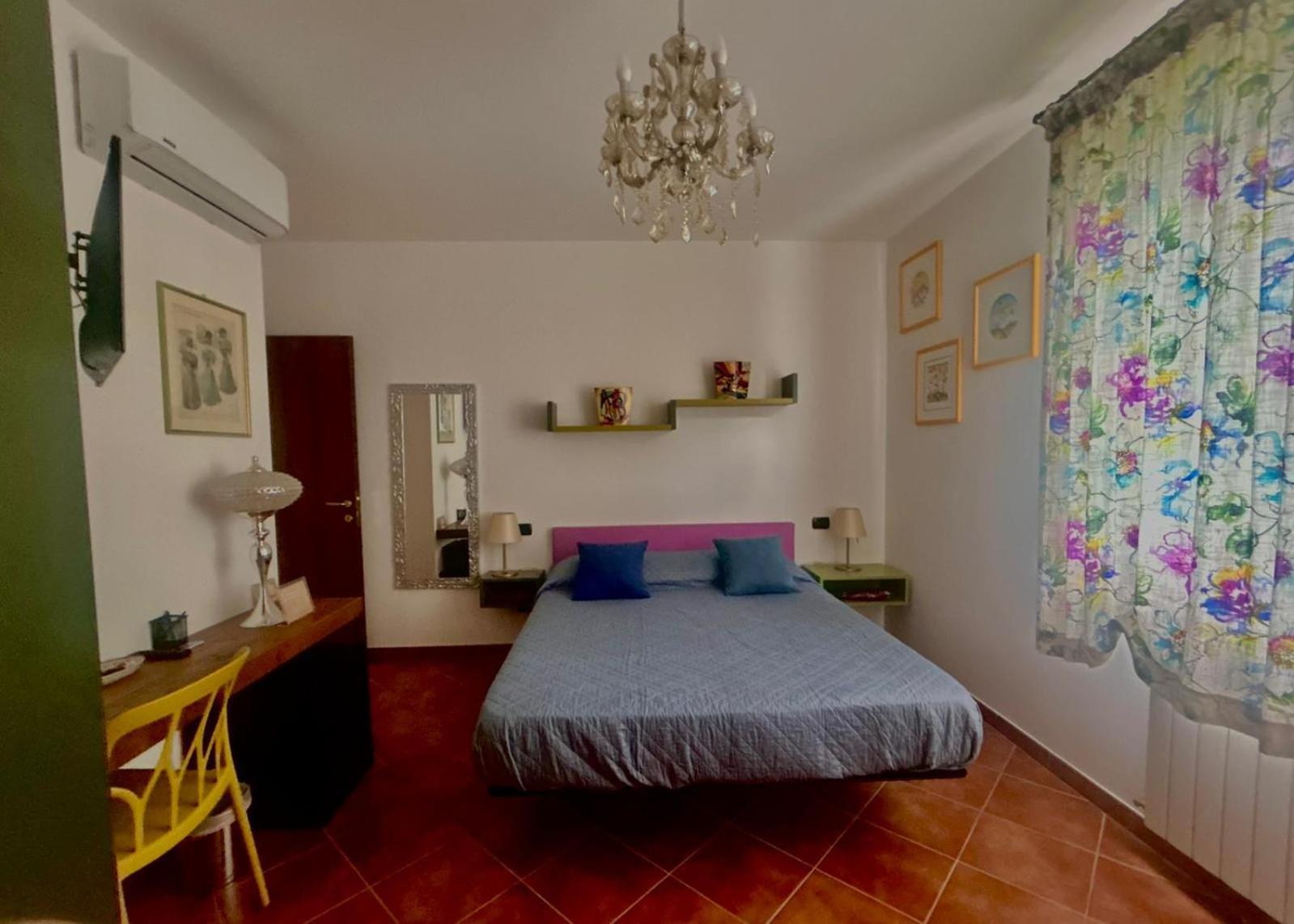 Casa Paola Nel Chianti Bed & Breakfast Кастелнуово Берарденга Стая снимка