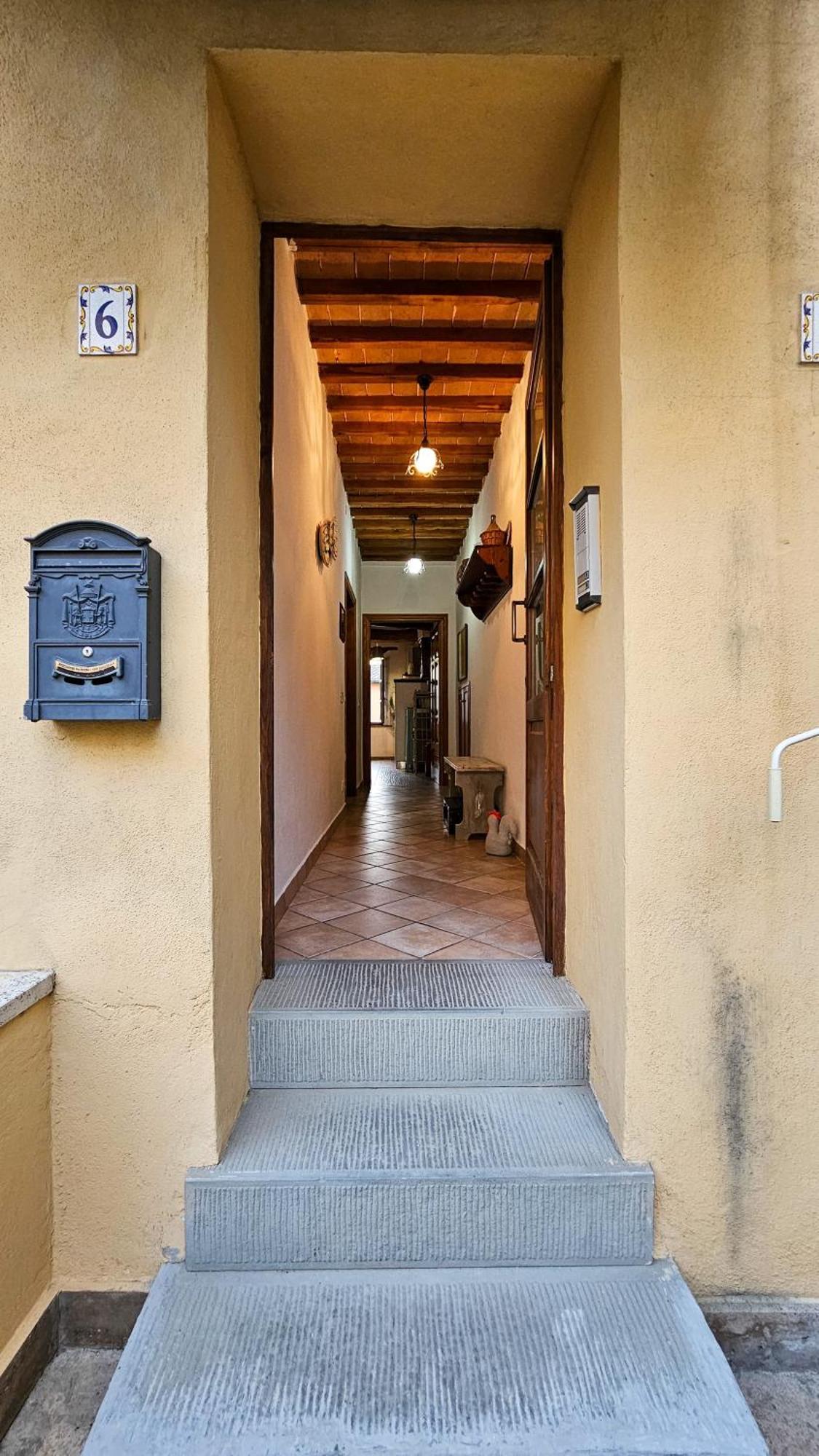 Casa Paola Nel Chianti Bed & Breakfast Кастелнуово Берарденга Стая снимка